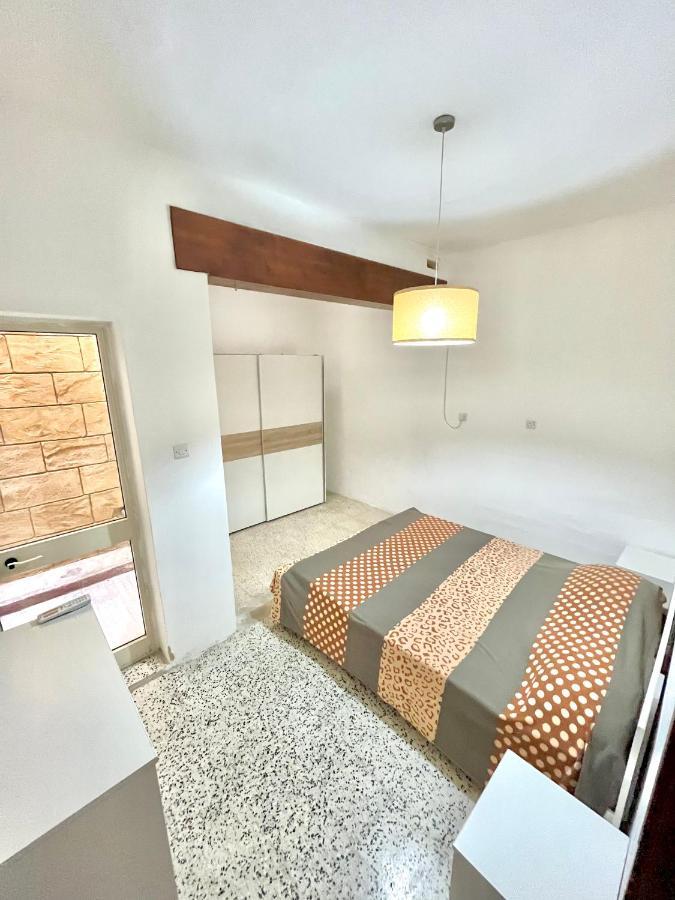 Camag Apartment - Very Close To Airport Birżebbuġa المظهر الخارجي الصورة