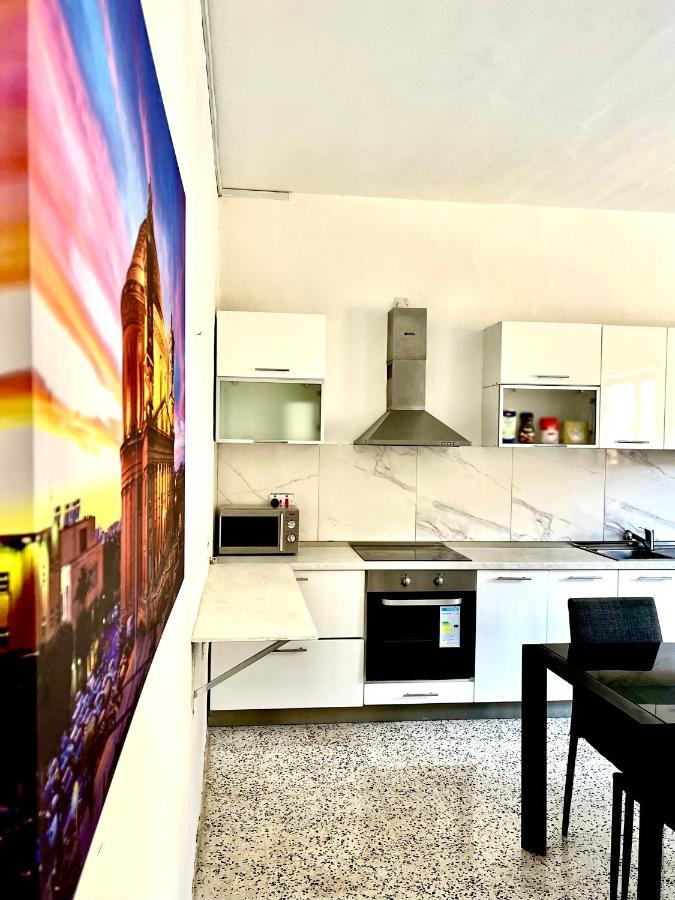 Camag Apartment - Very Close To Airport Birżebbuġa المظهر الخارجي الصورة